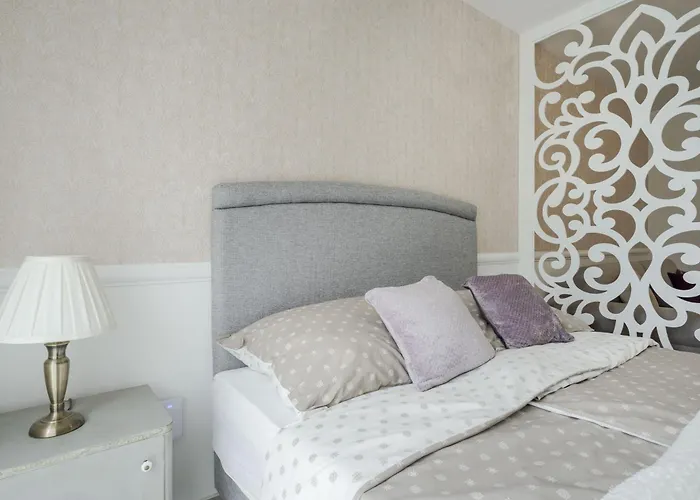 Katica * Balatonkenese