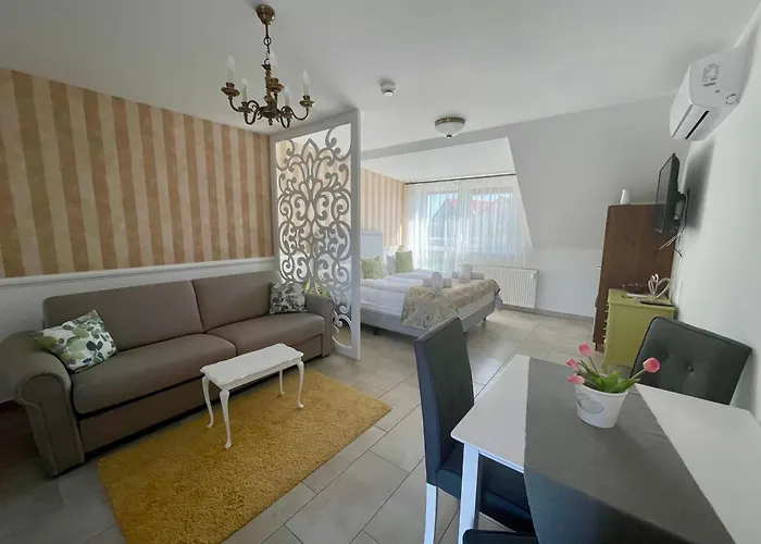 아파트 Katica Szallas *